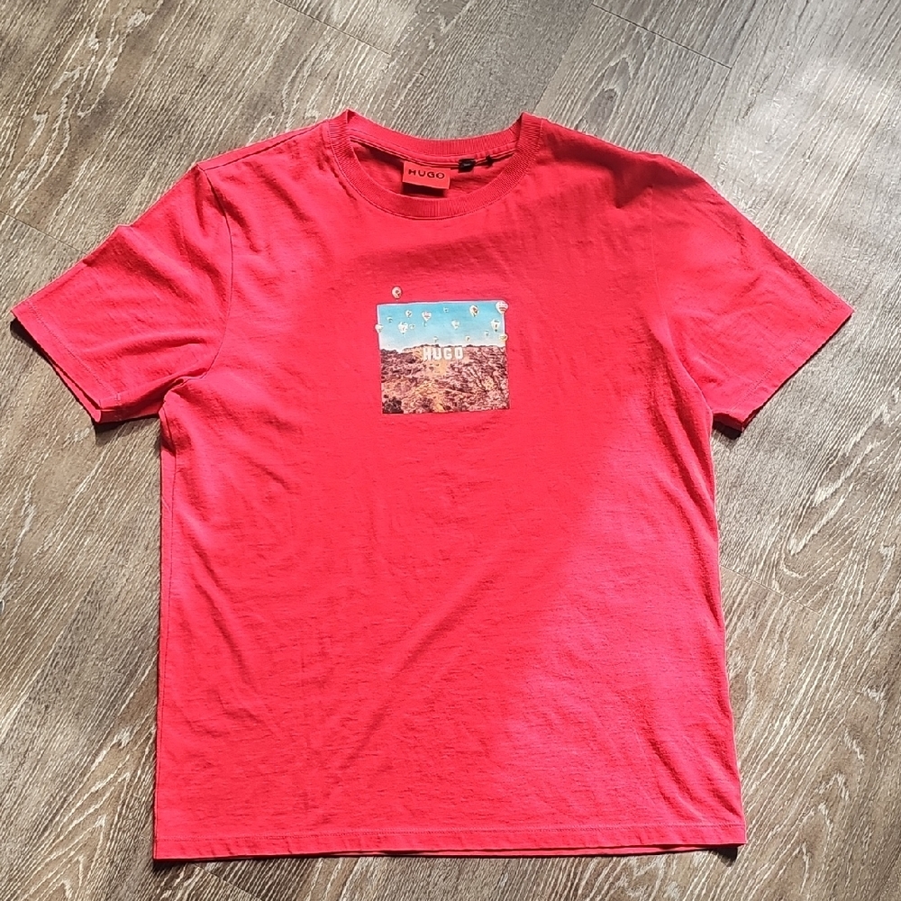 Hugo Men's Dupungato Cotton Hillside Graphic Logo Red T-Shirt Medium